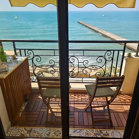 Cotty , Complex Carpe Diem Balchik, Free Parking & Swimming Pool