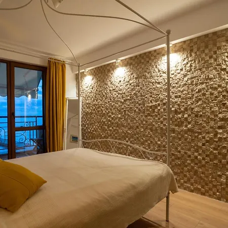 Cotty , Complex Carpe Diem Balchik, Free Parking & Swimming Pool