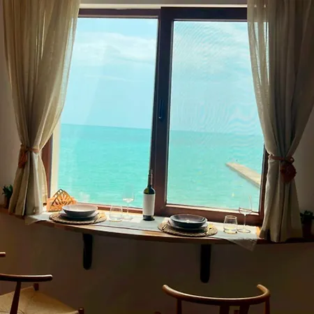 Cotty , Complex Carpe Diem Balchik, Free Parking & Swimming Pool *