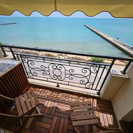 Cotty , Complex Carpe Diem Balchik, Free Parking & Swimming Pool * Μπαλτσίκ