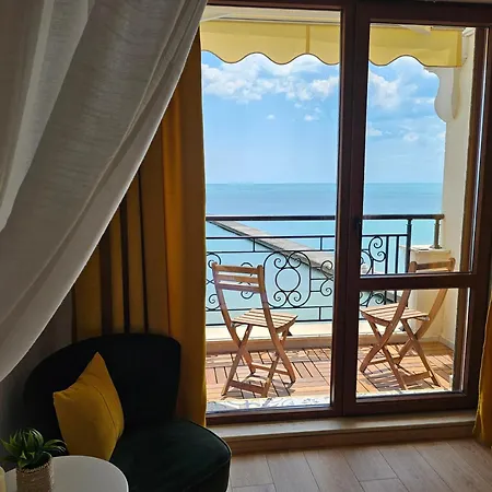 Cotty , Complex Carpe Diem Balchik, Free Parking & Swimming Pool Διαμέρισμα *