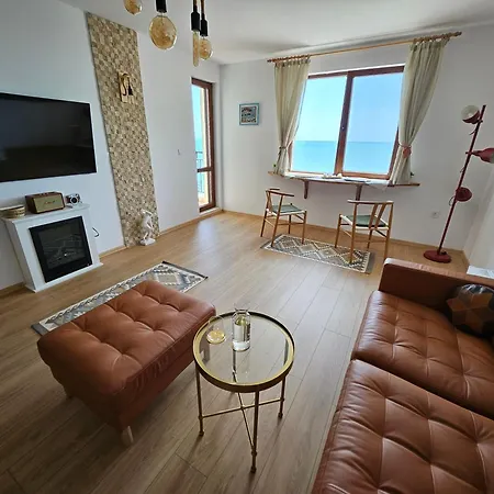 Cotty , Complex Carpe Diem Balchik, Free Parking & Swimming Pool Балчик