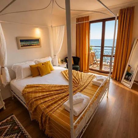 Cotty , Complex Carpe Diem Balchik, Free Parking & Swimming Pool *