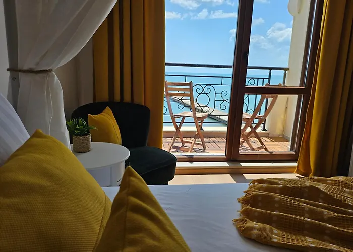 Cotty, Complex Carpe Diem *