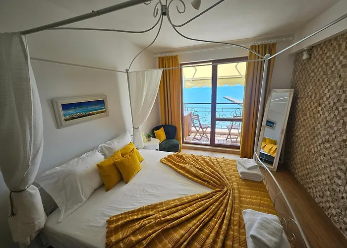 شقة Cotty, Complex Carpe Diem *